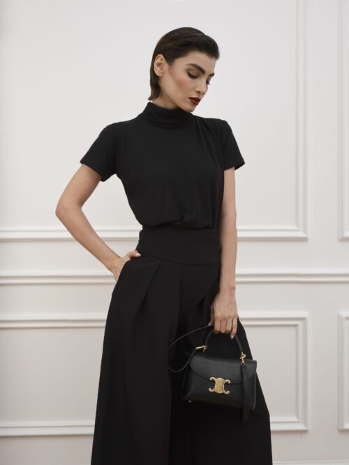 glinea-01656 The Mock-Neck Top — Black